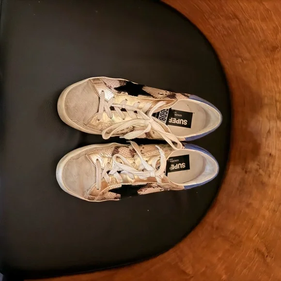 Golden Goose Metallic Gold Snakeskin Print Sneakers with Black Star - Picture 1 of 8